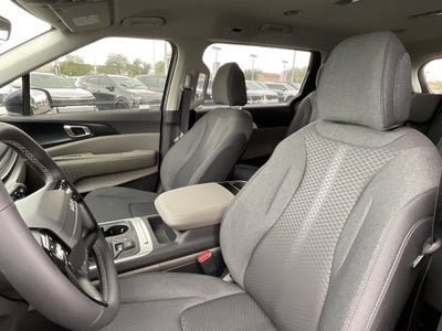 2027 Kia Carnival LX