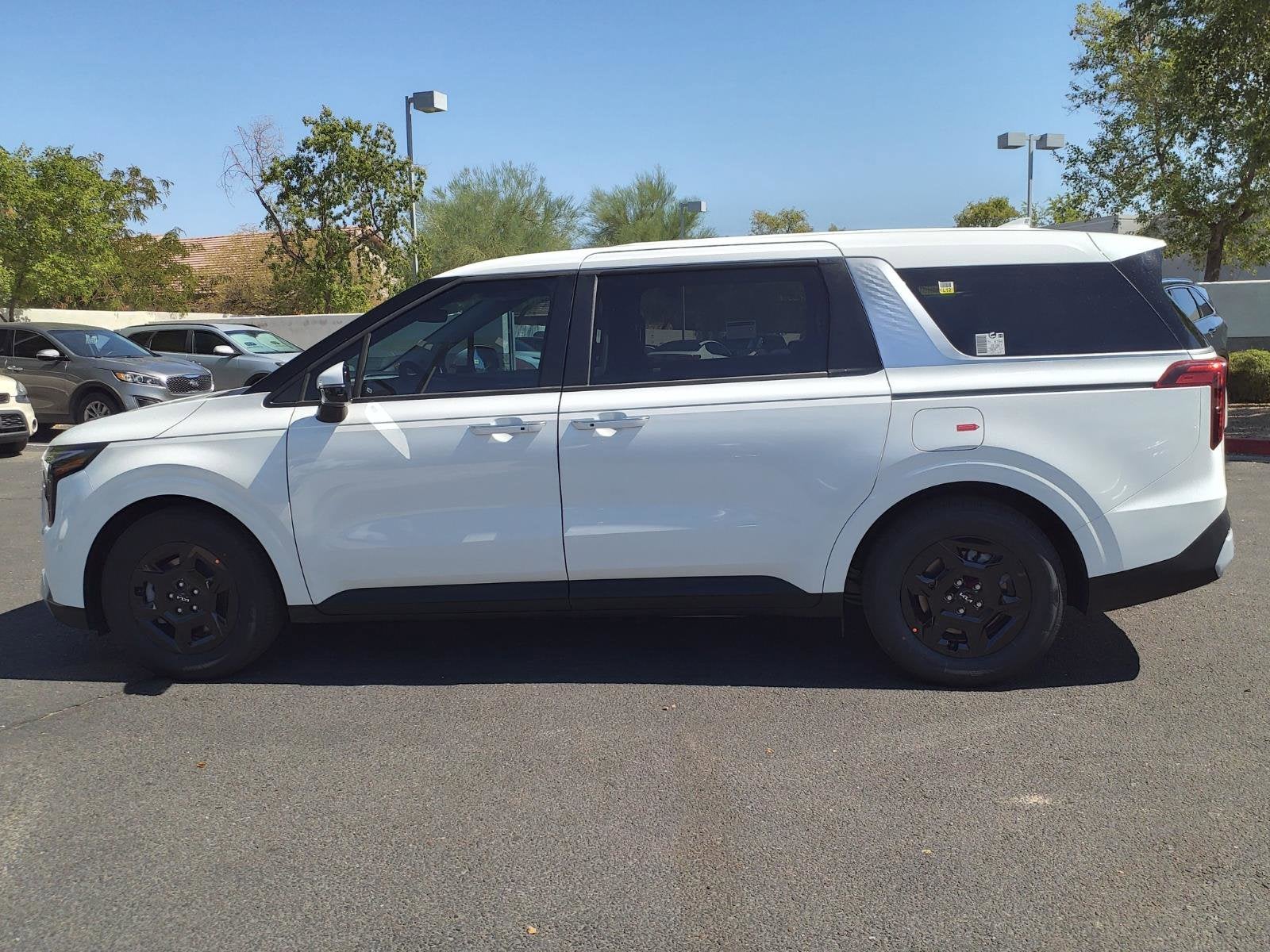 2026 Kia Carnival LXS