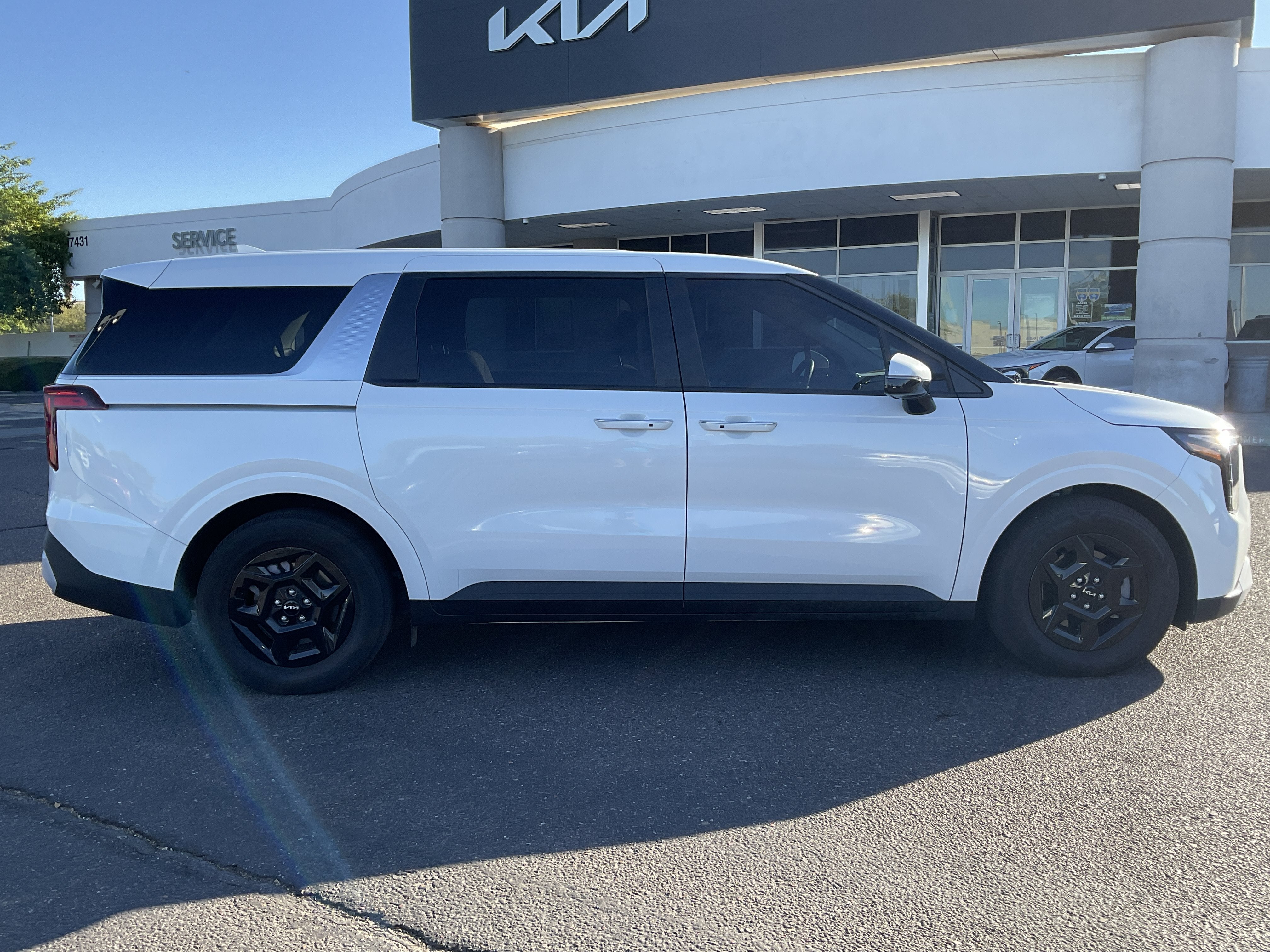 2026 Kia Carnival LX