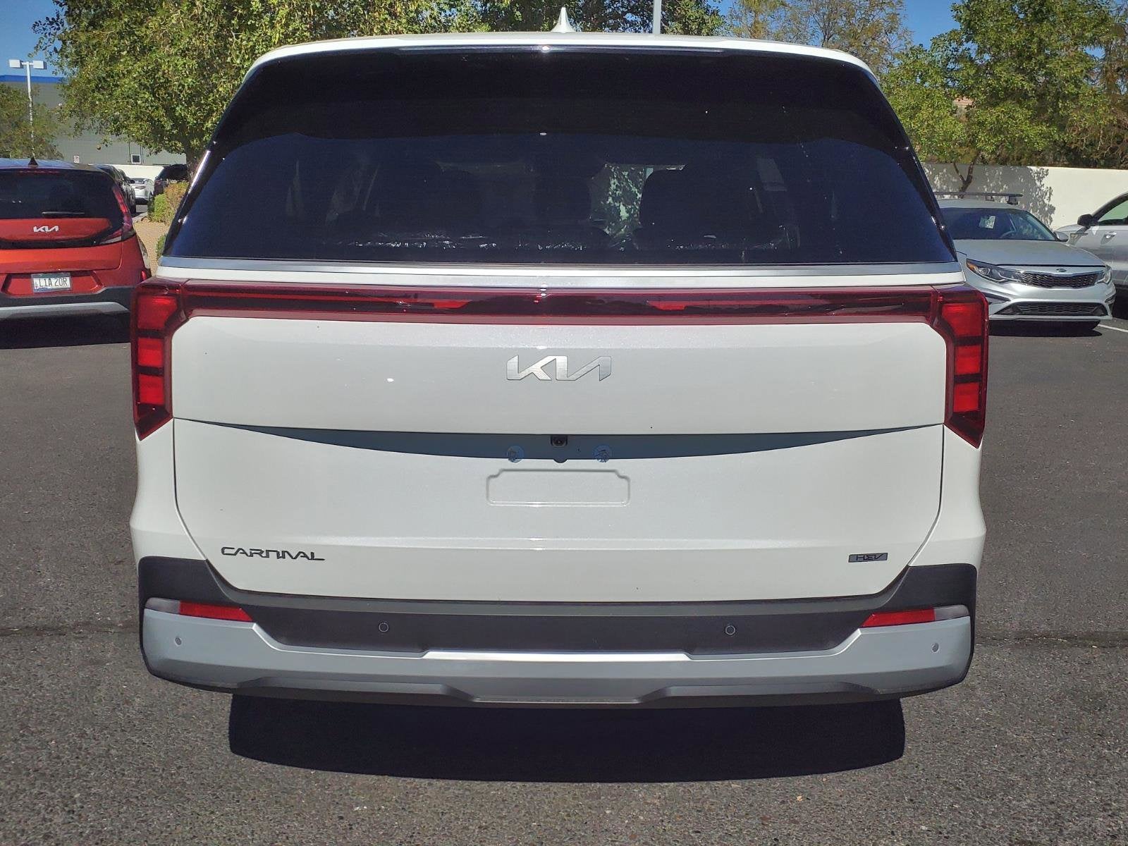 2026 Kia Carnival Hybrid LXS