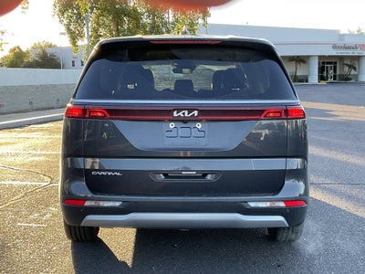 2024 Kia Carnival EX