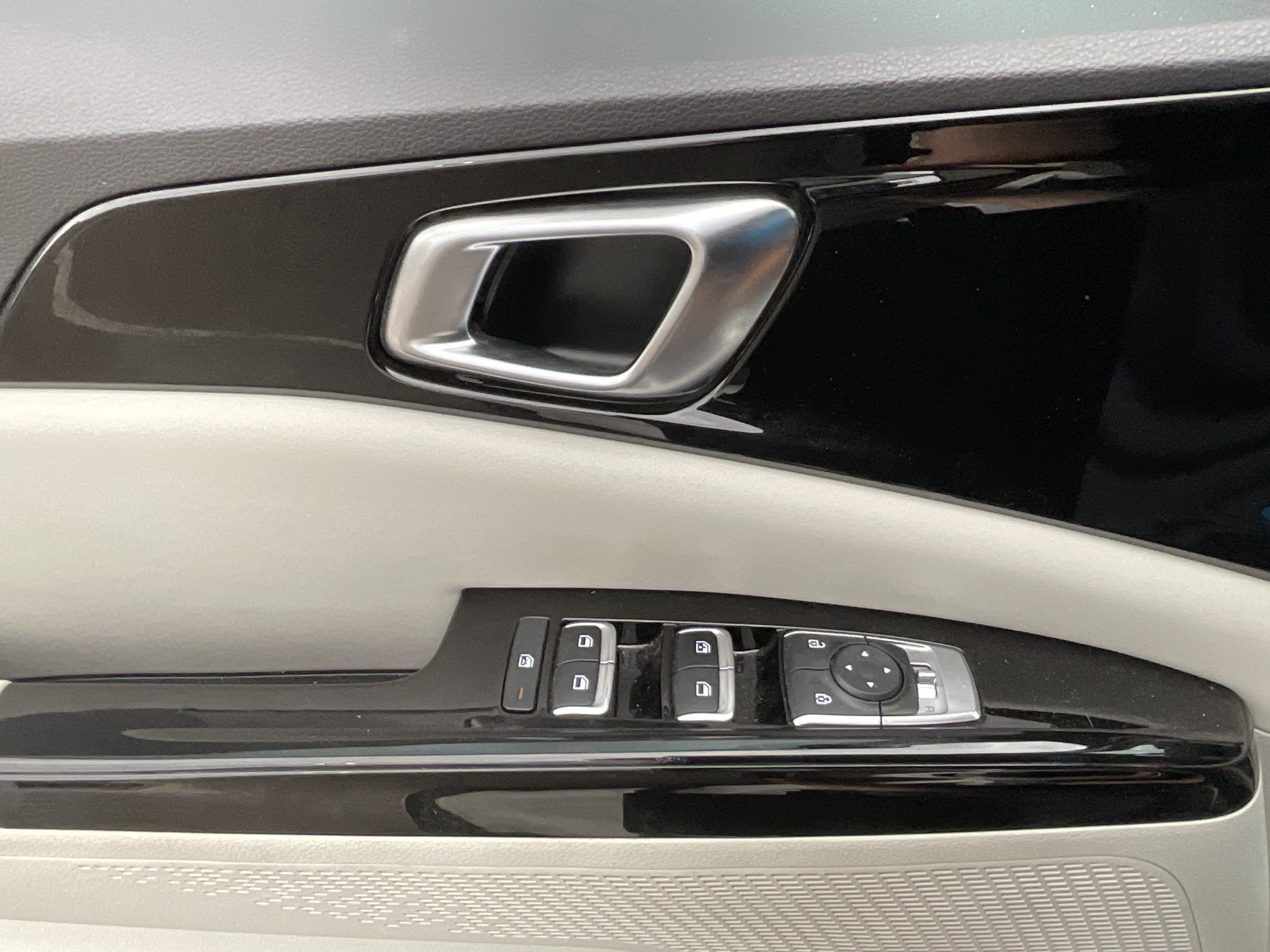 2023 Kia Carnival EX