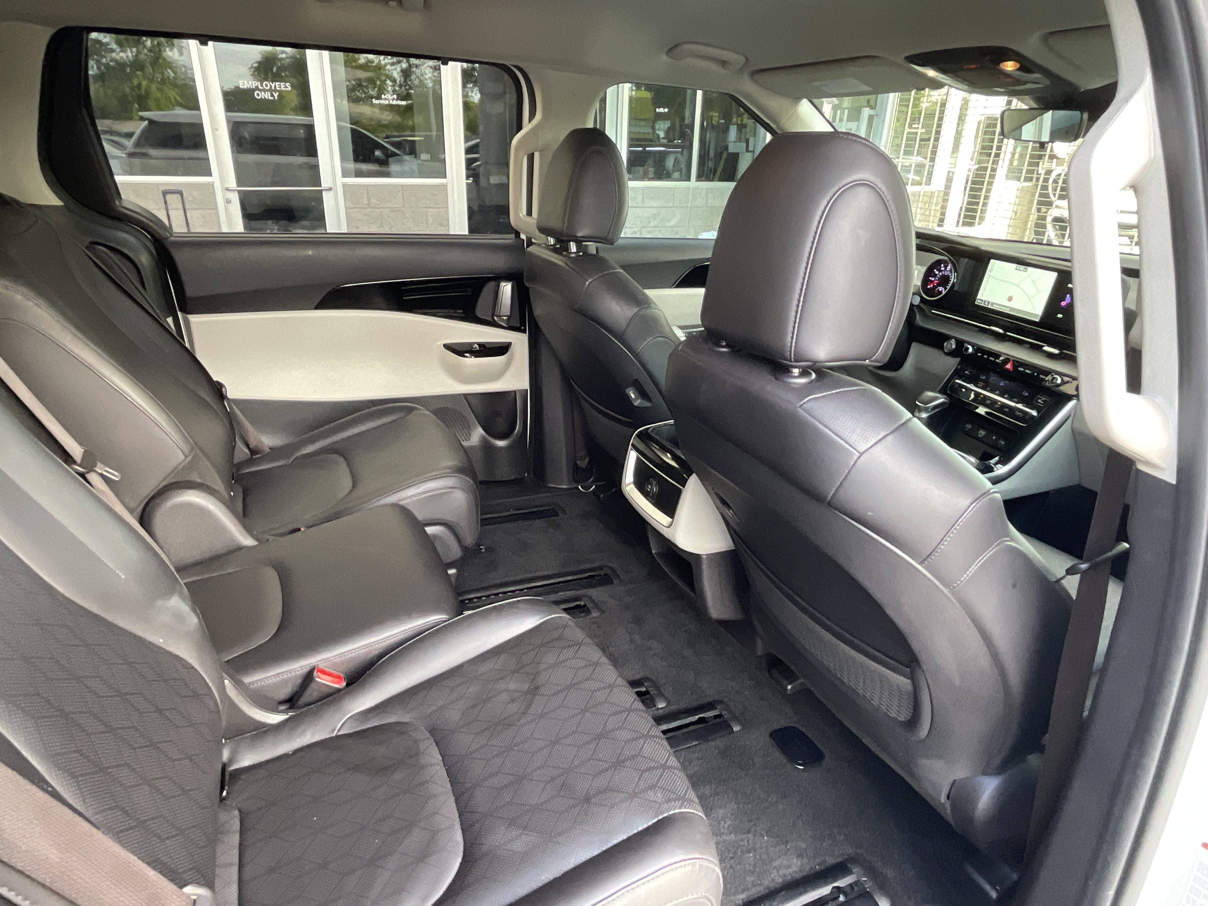 2023 Kia Carnival EX