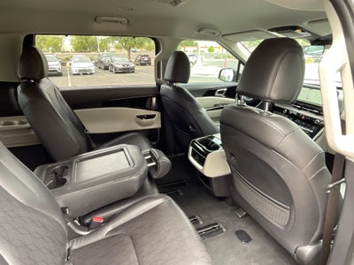 2024 Kia Carnival EX* 1 OWNER