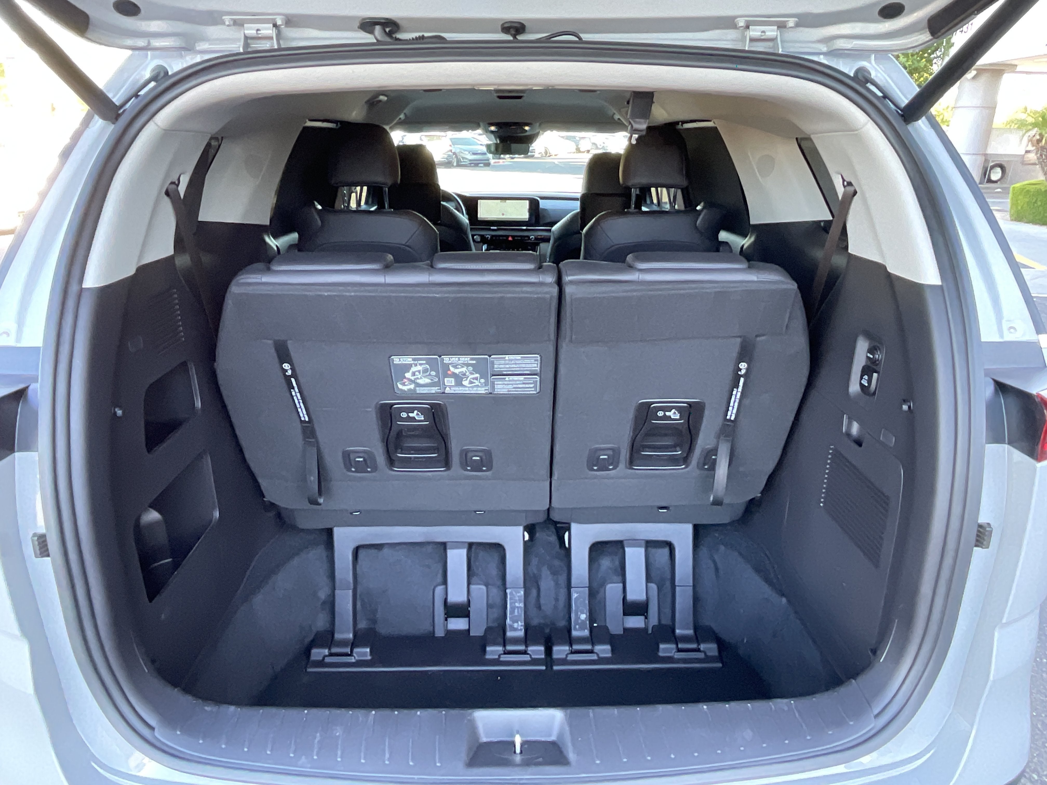 2024 Kia Carnival SX**1 OWNER CLN CF**