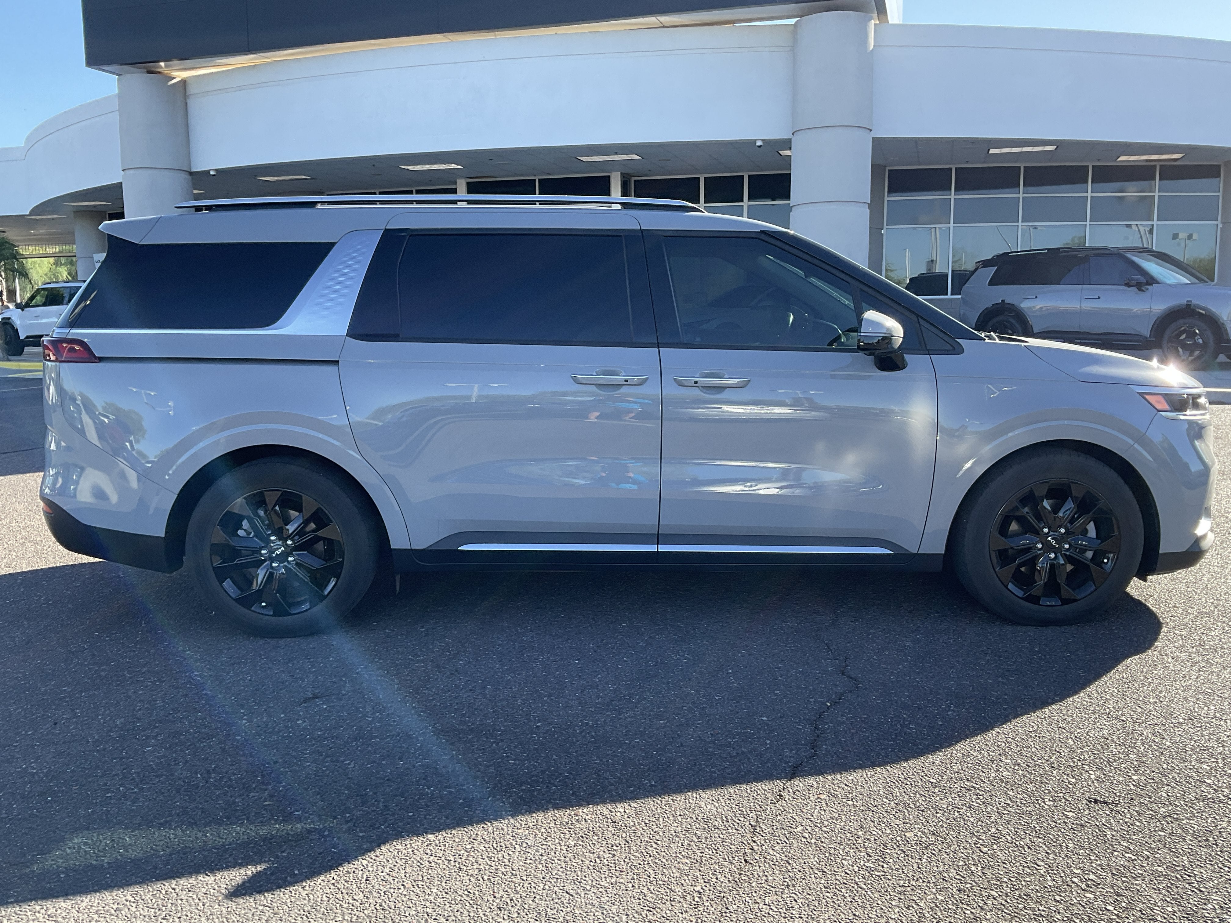 2024 Kia Carnival SX**1 OWNER CLN CF**