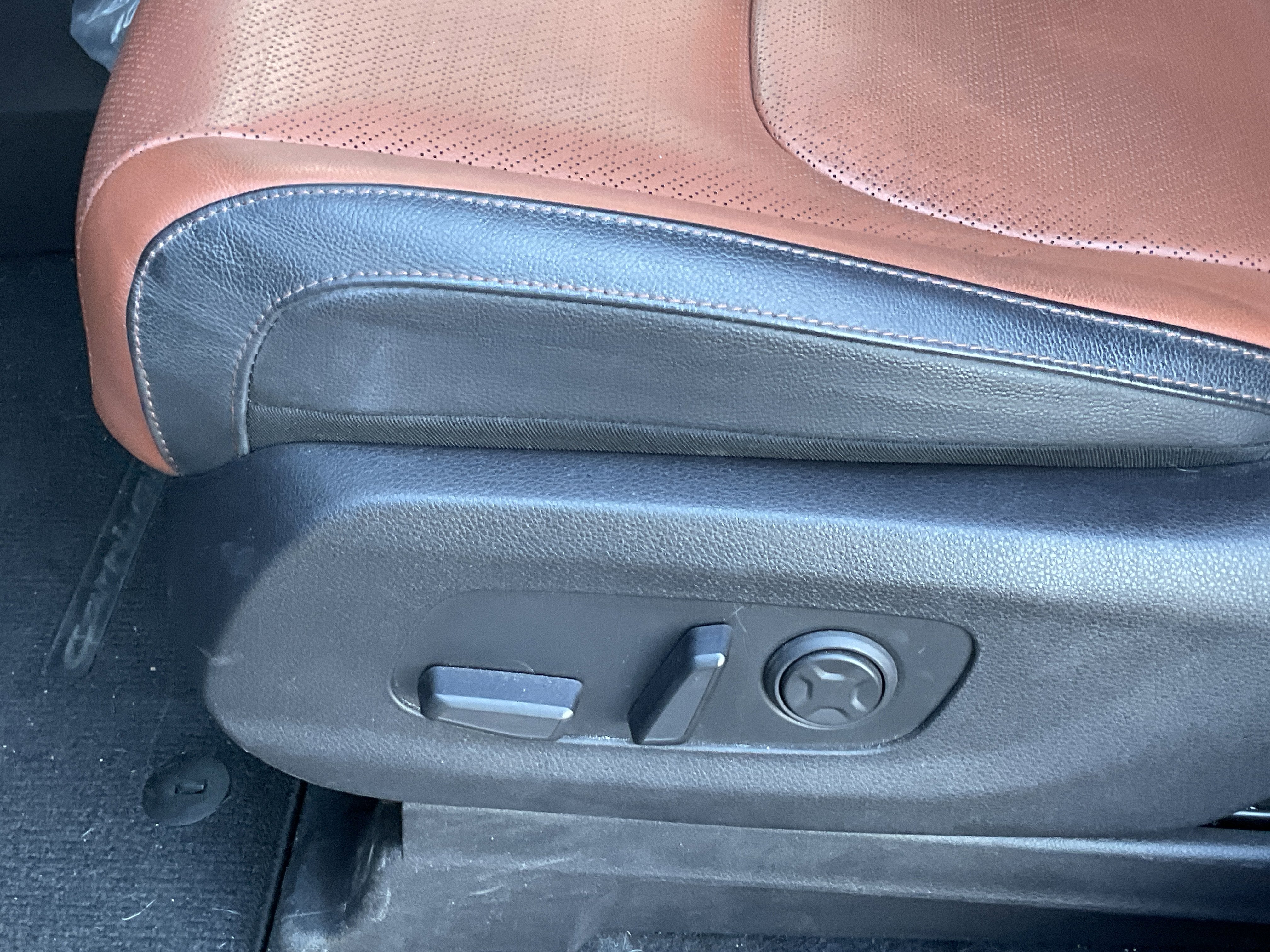2024 Kia Carnival SX*CLEAN CARFAX