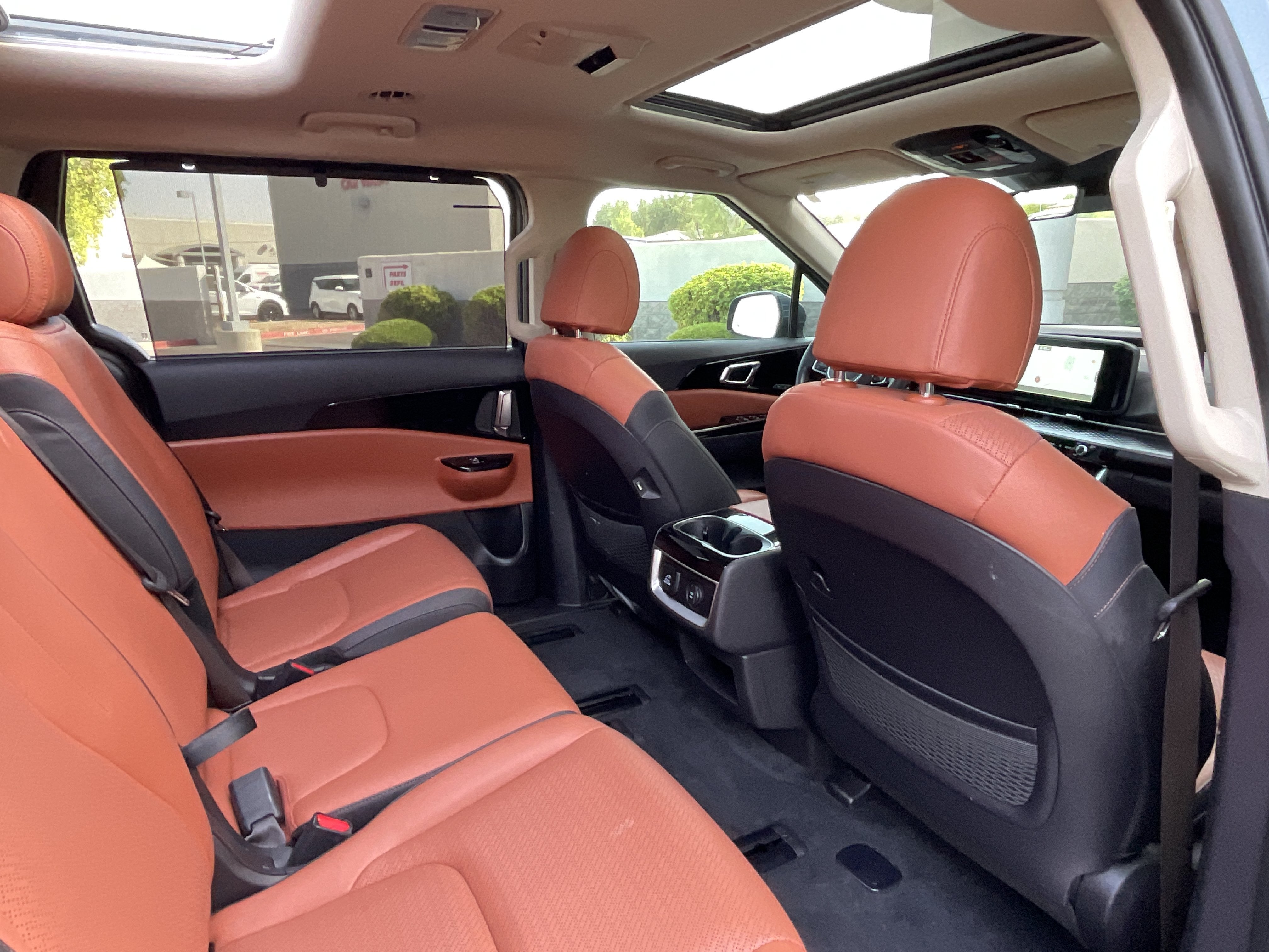 2024 Kia Carnival SX*CLEAN CARFAX