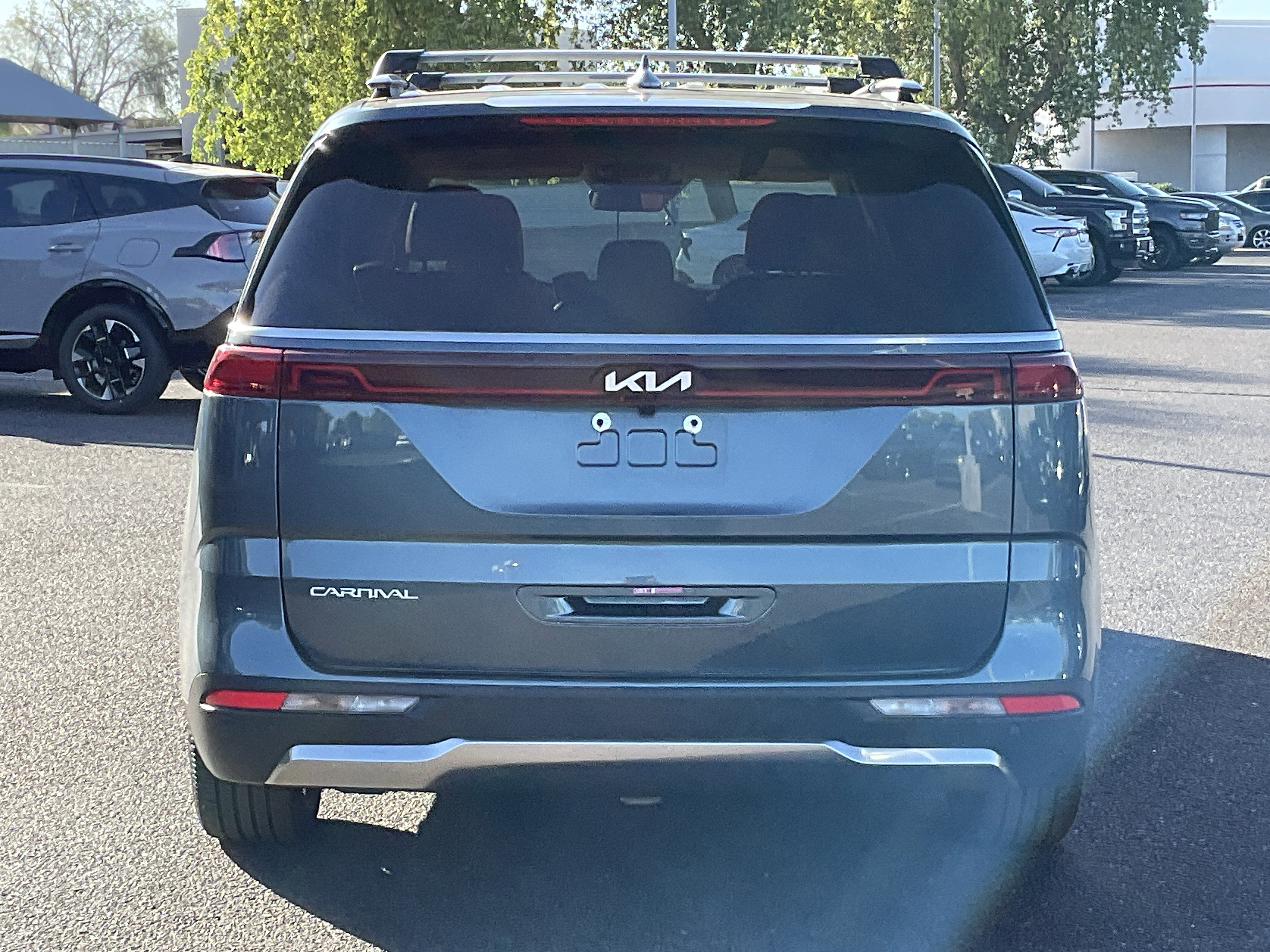 2024 Kia Carnival SX*CLEAN CARFAX