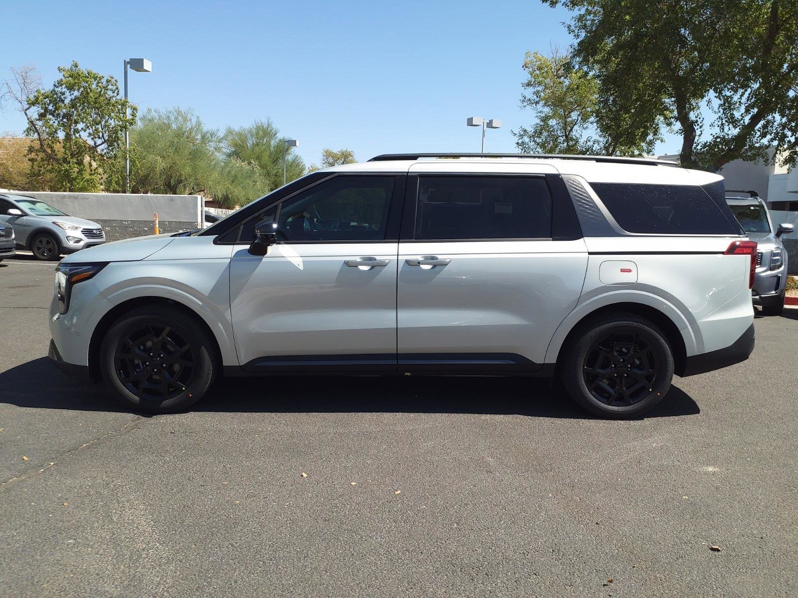 2026 Kia Carnival Hybrid SX