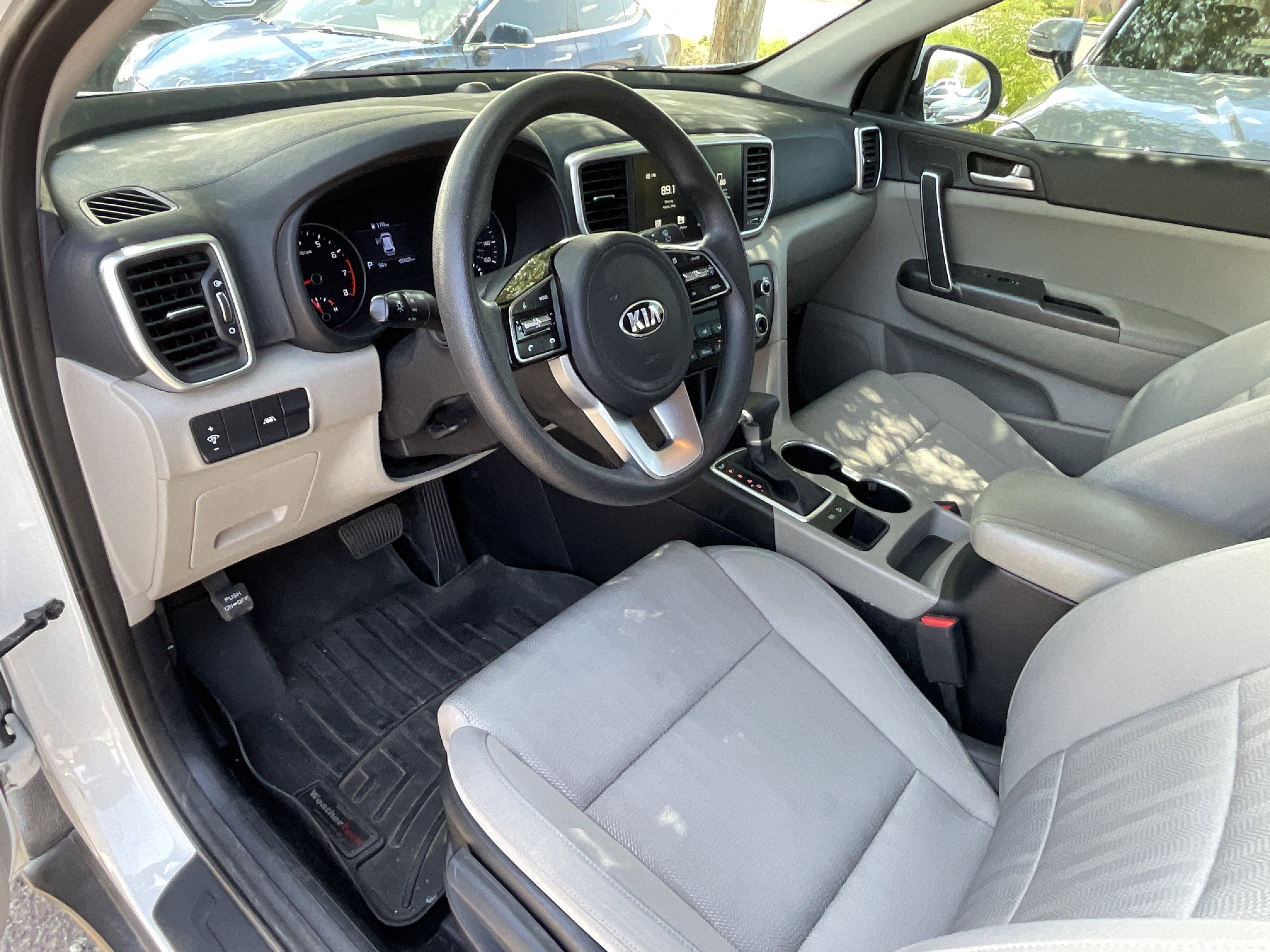 2022 Kia Sportage LX