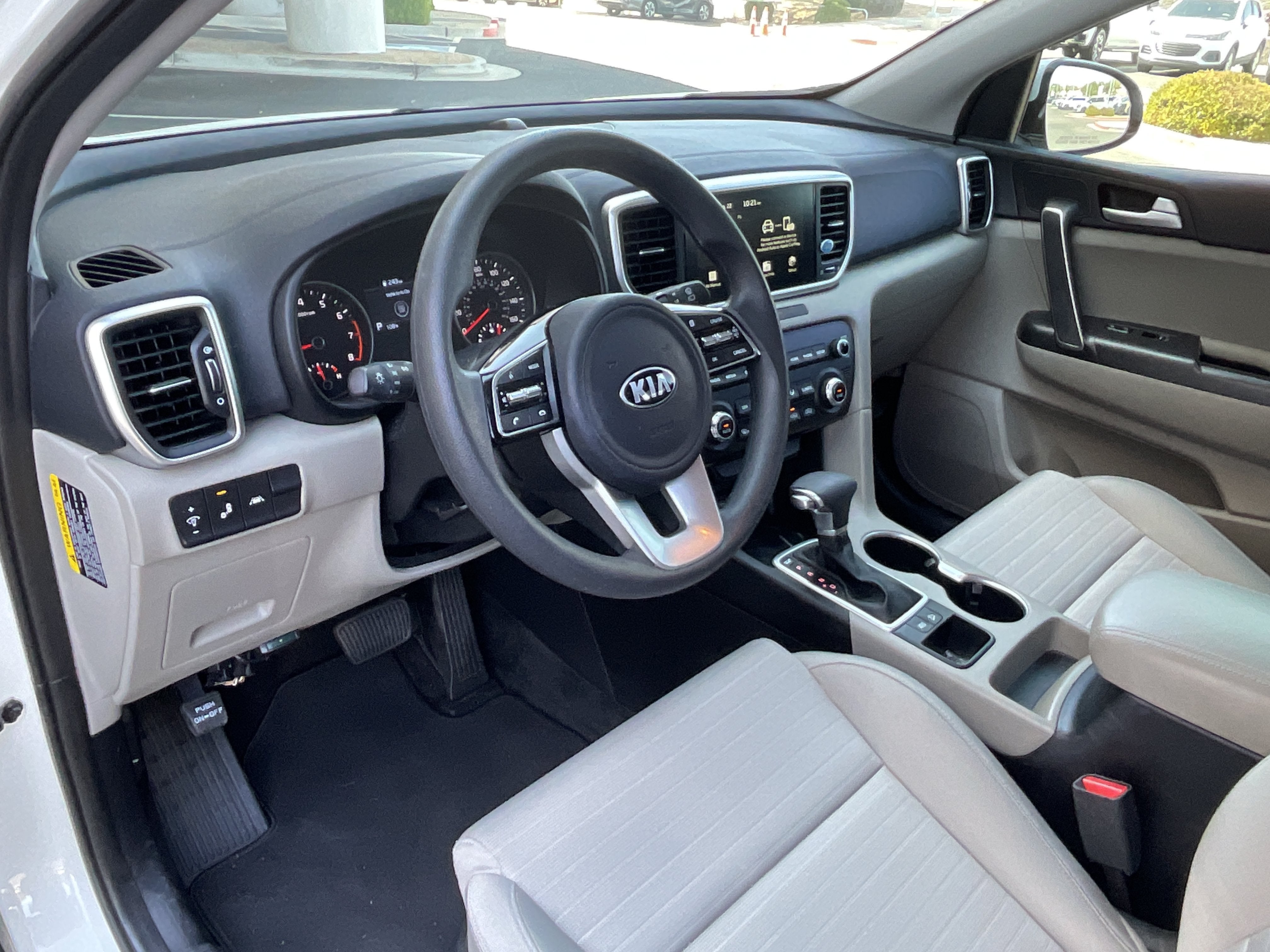2022 Kia Sportage LX