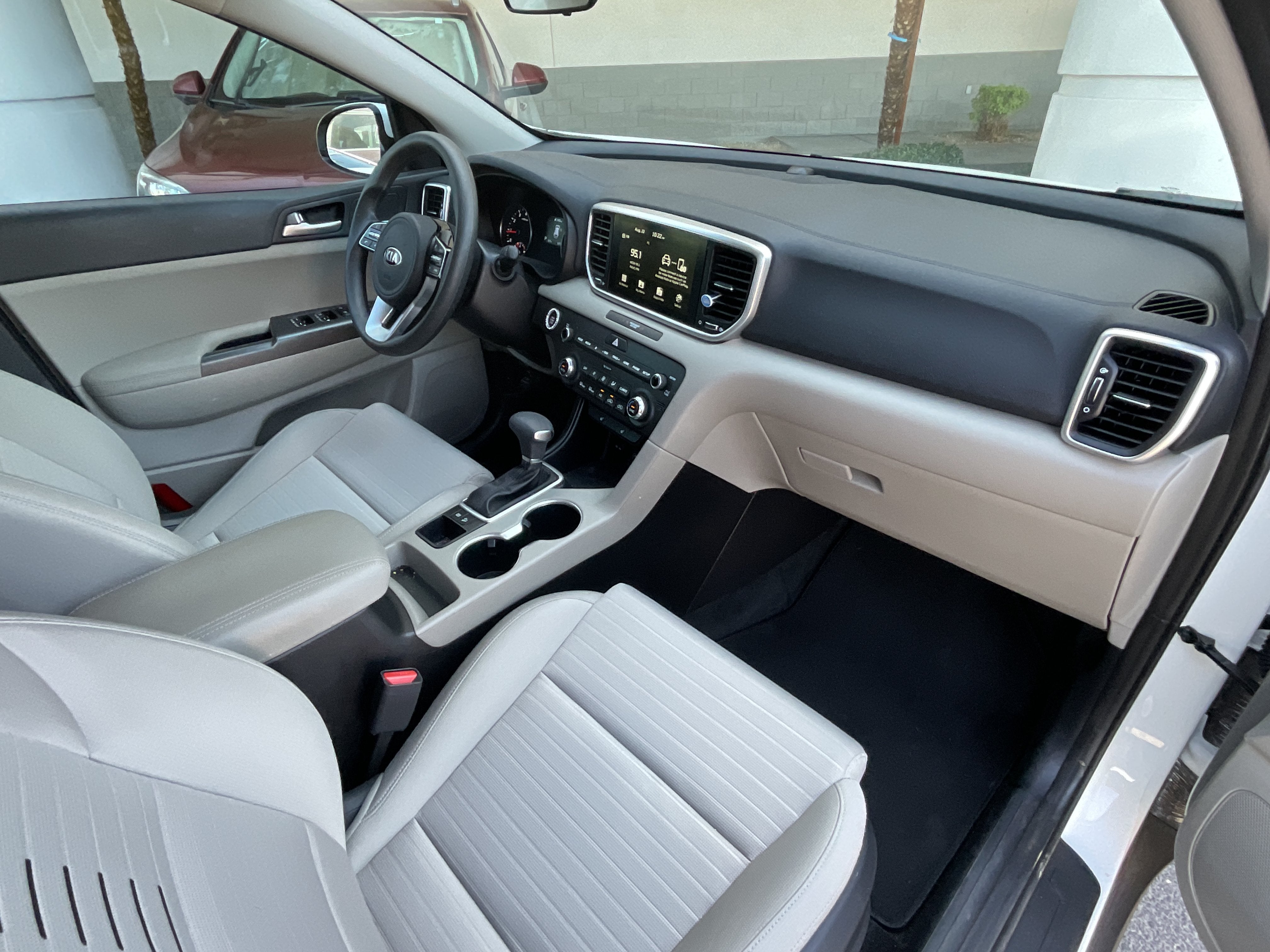 2022 Kia Sportage LX