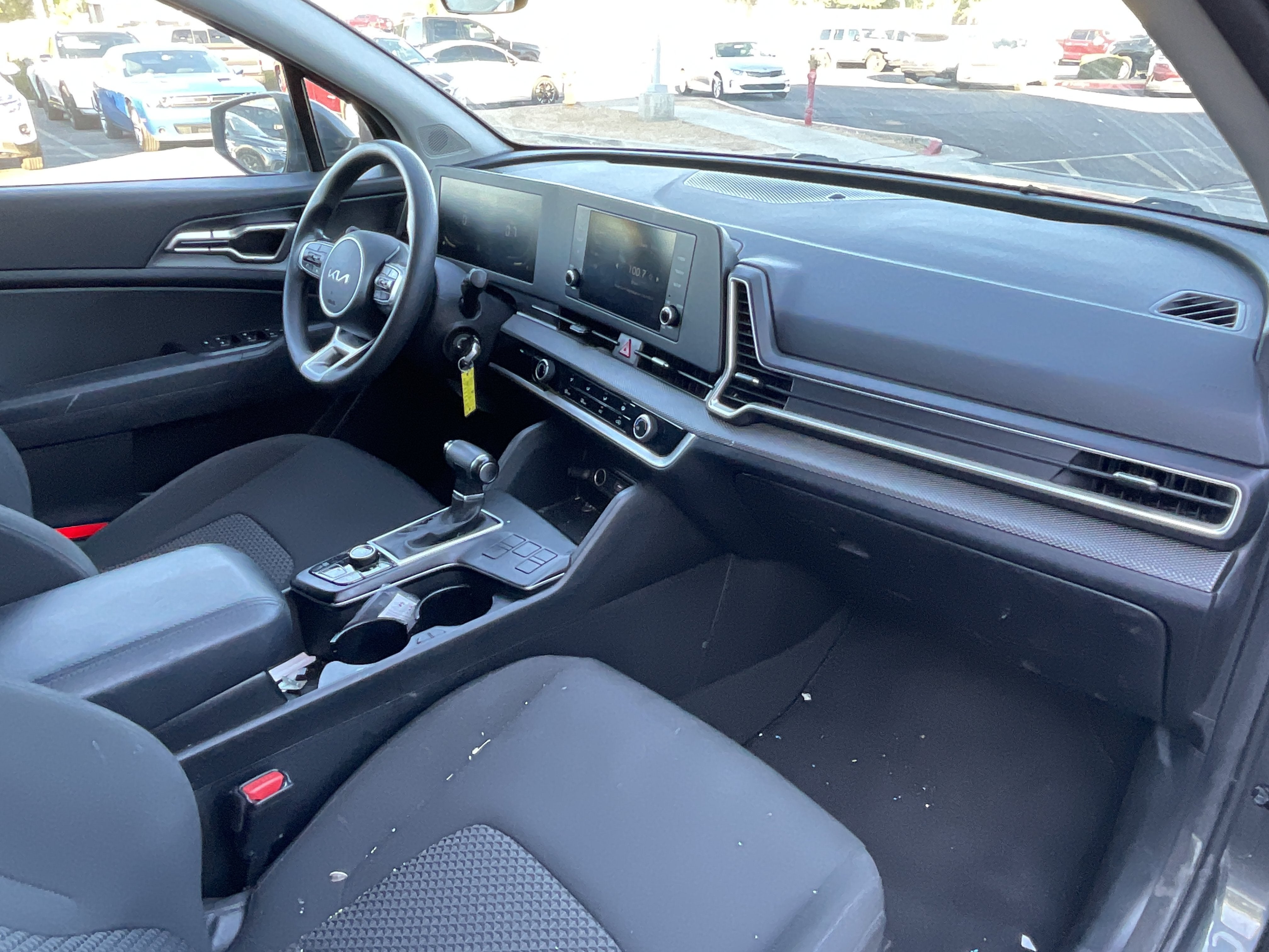 2023 Kia Sportage LX