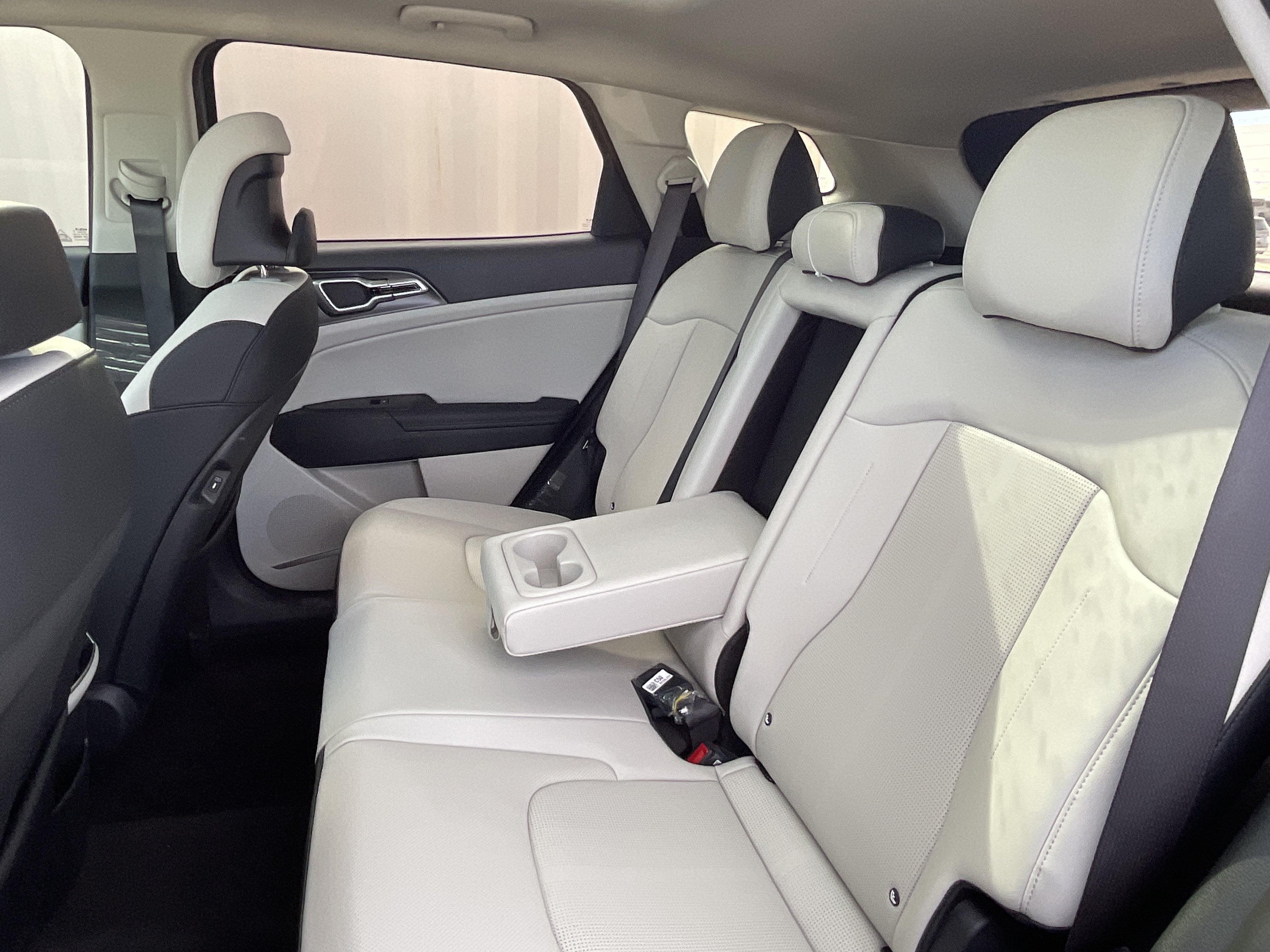 2027 Kia Sportage Hybrid EX