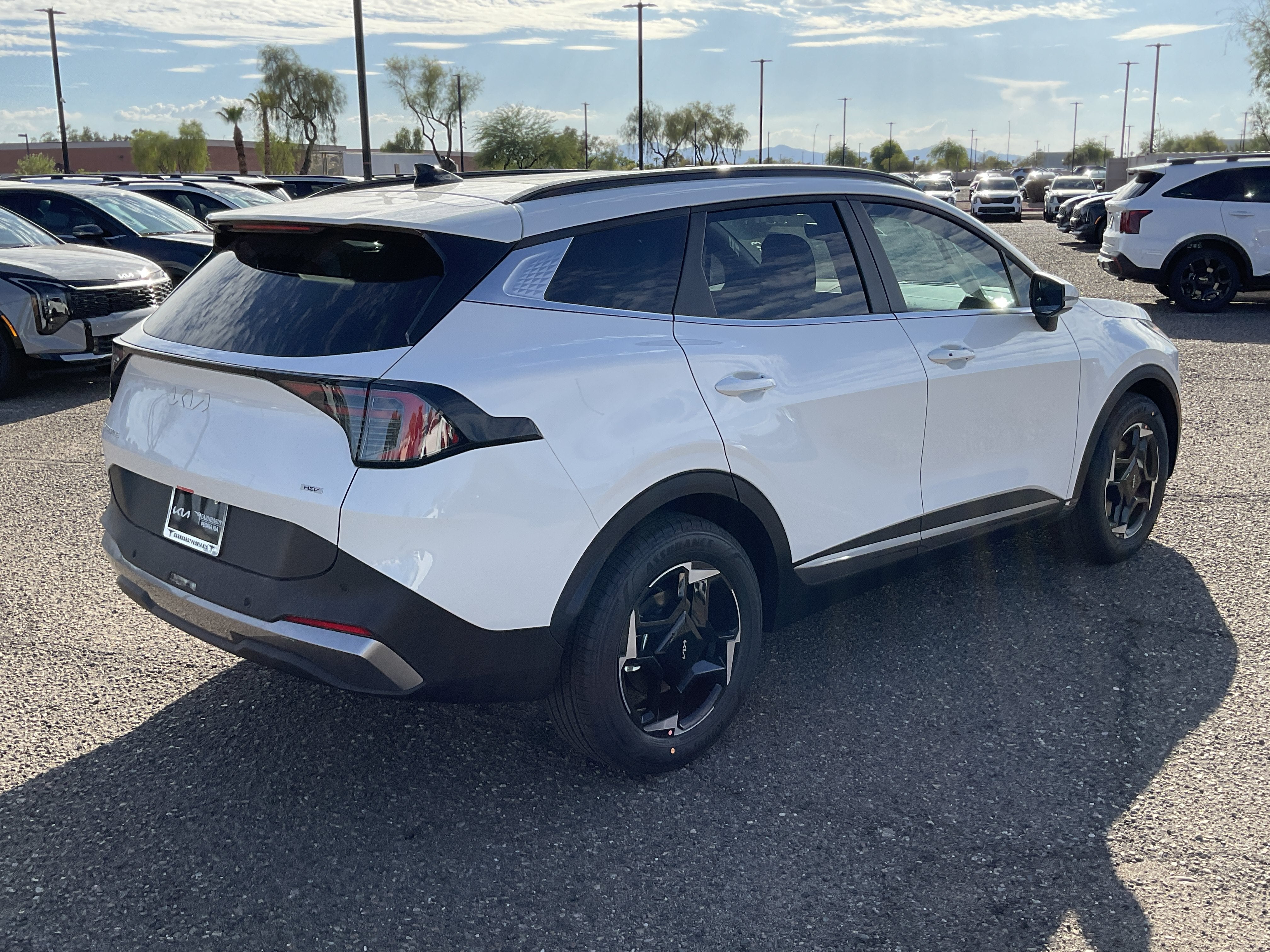 2027 Kia Sportage Hybrid EX