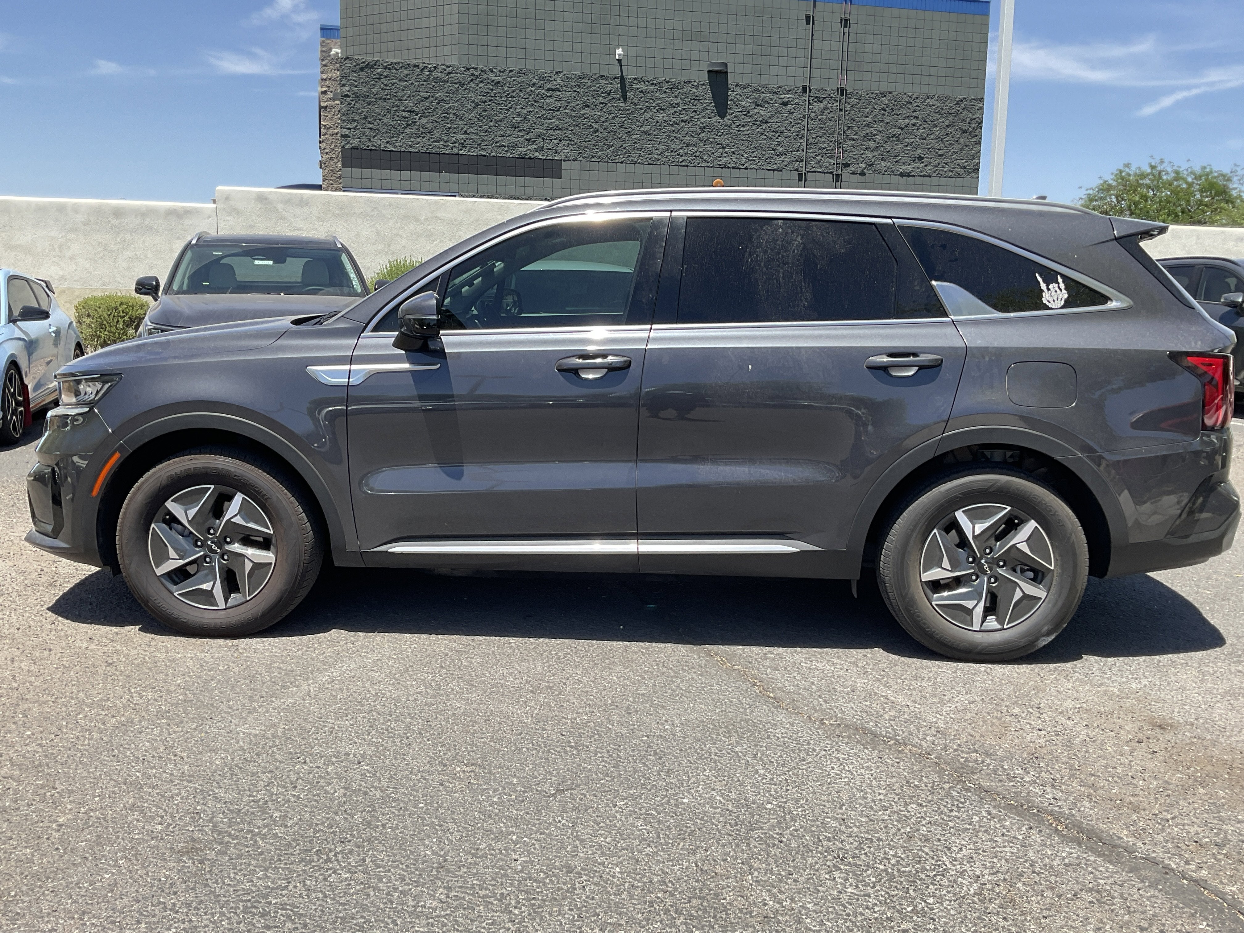 2023 Kia Sorento Hybrid EX