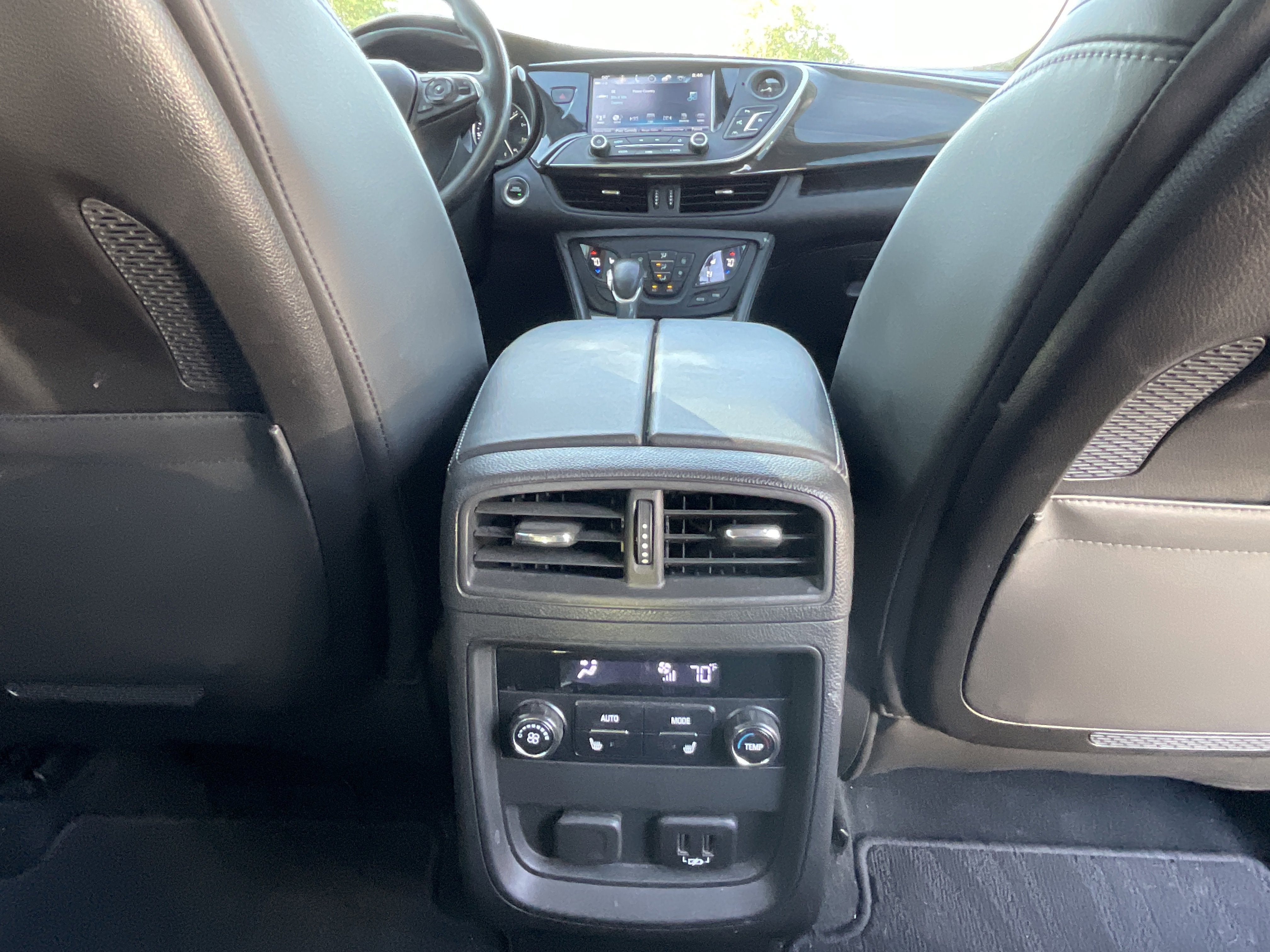 2020 Buick Envision Premium II* LOW MILES/ CLN CFAX