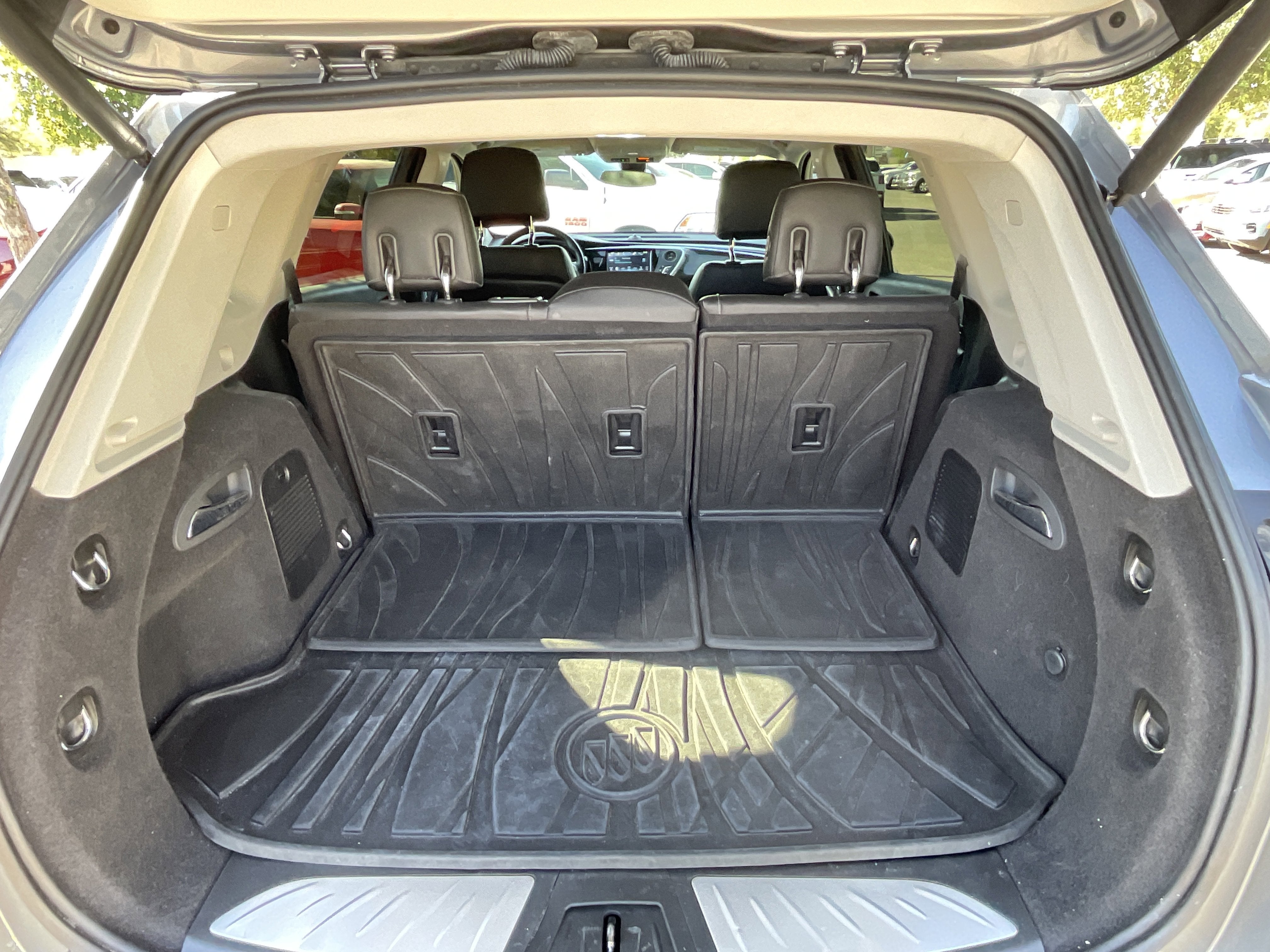 2020 Buick Envision Premium II* LOW MILES/ CLN CFAX