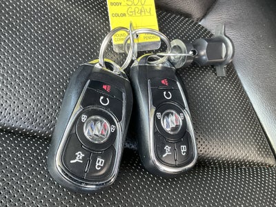 2020 Buick Envision Premium II* LOW MILES/ CLN CFAX