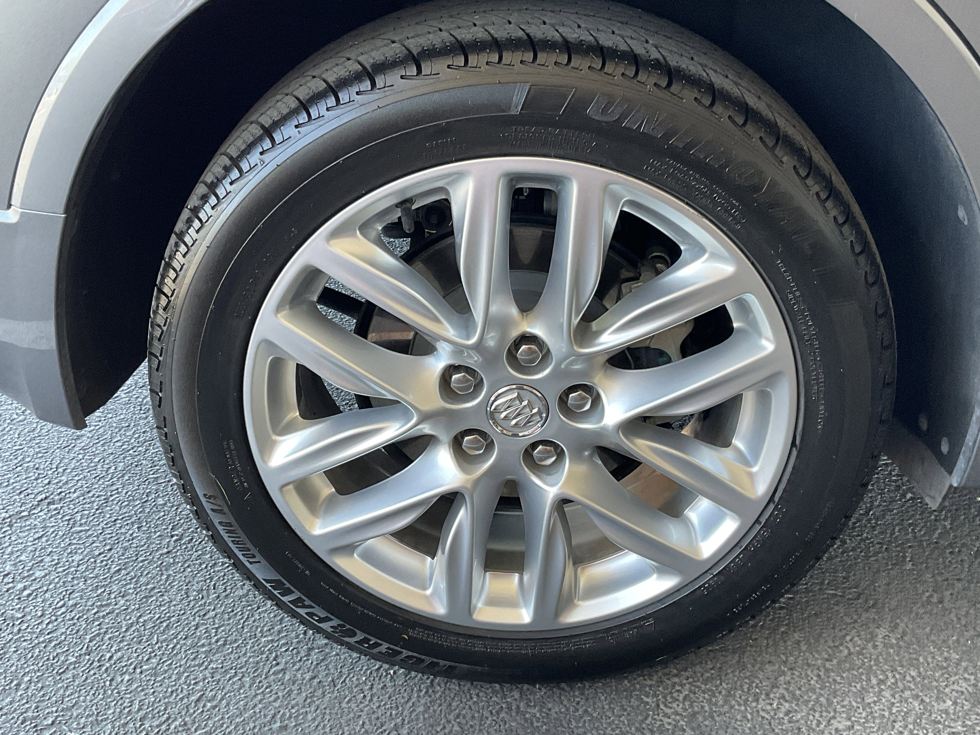 2020 Buick Envision Premium II* LOW MILES/ CLN CFAX