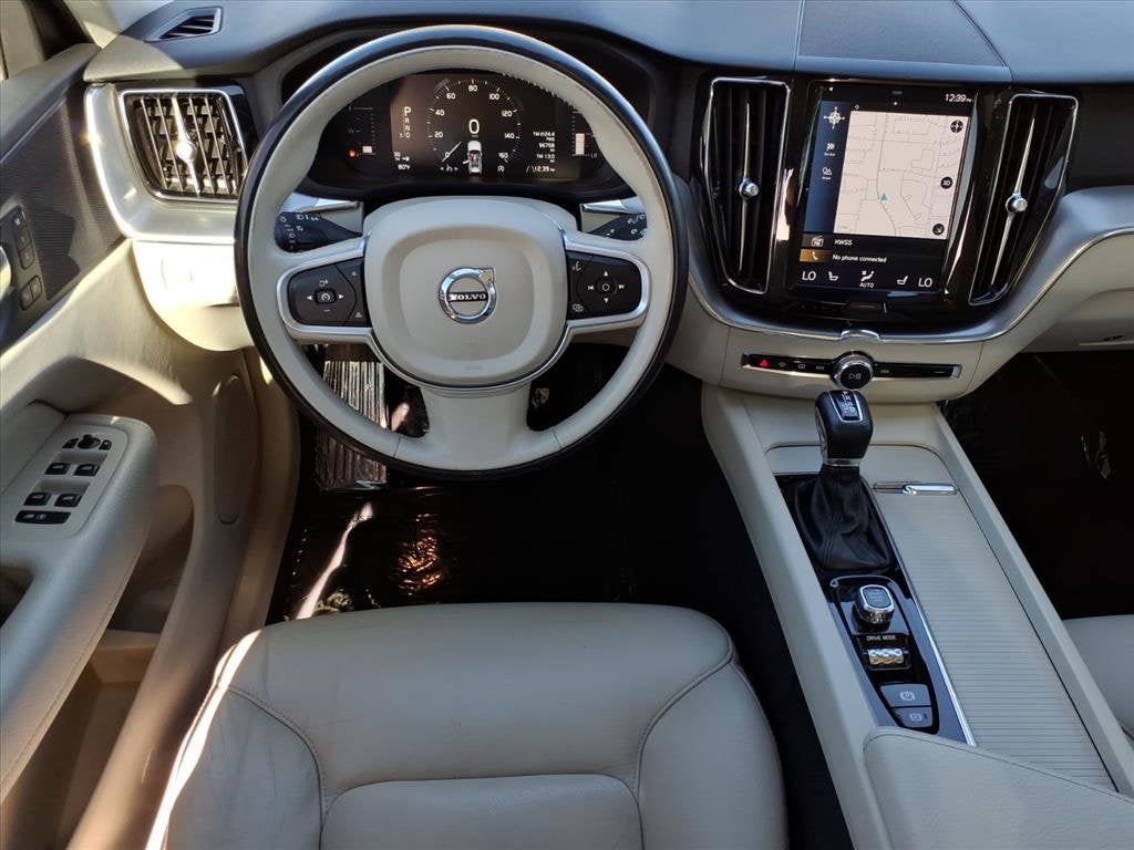 2019 Volvo XC60 Momentum