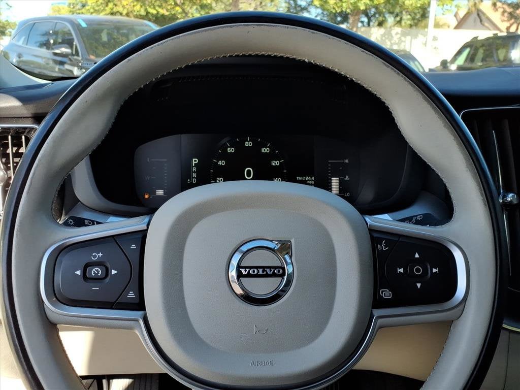 2019 Volvo XC60 Momentum