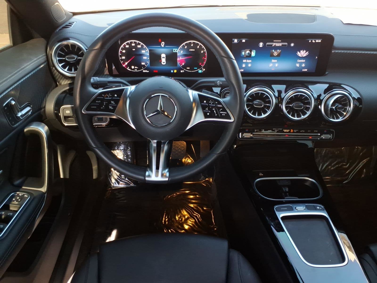 2025 Mercedes-Benz CLA CLA 250*CLN CARFAX/ 1 OWNER